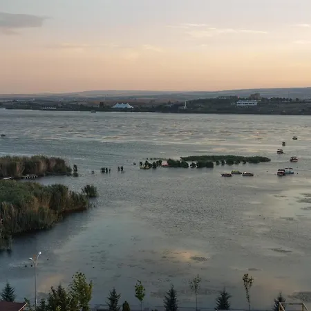 Pak Hotel Golbası